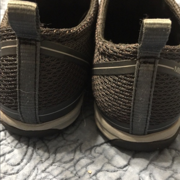 FINAL MARKDOWN!‎ Merrell size 6 - Picture 5 of 7